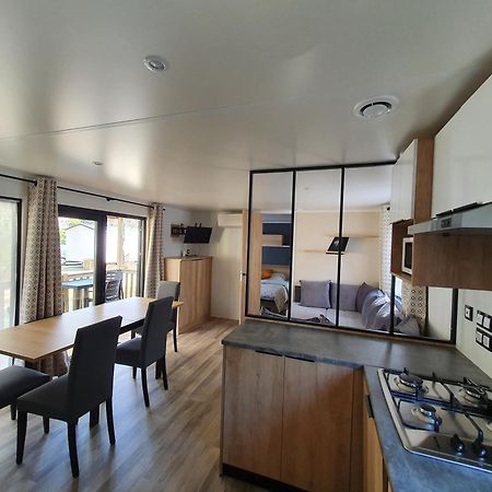 Bahiana Hotel แซ็งต์-จูเลียง-อ็อง-บอร์ง ภายนอก รูปภาพ