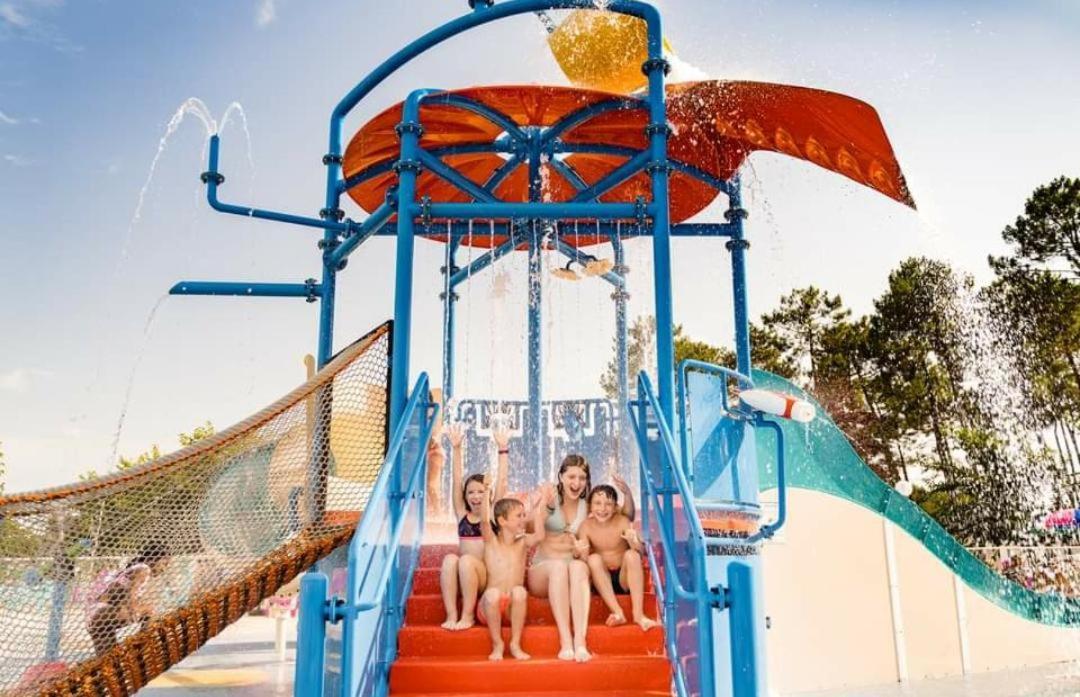 Bahiana Hotel แซ็งต์-จูเลียง-อ็อง-บอร์ง ภายนอก รูปภาพ